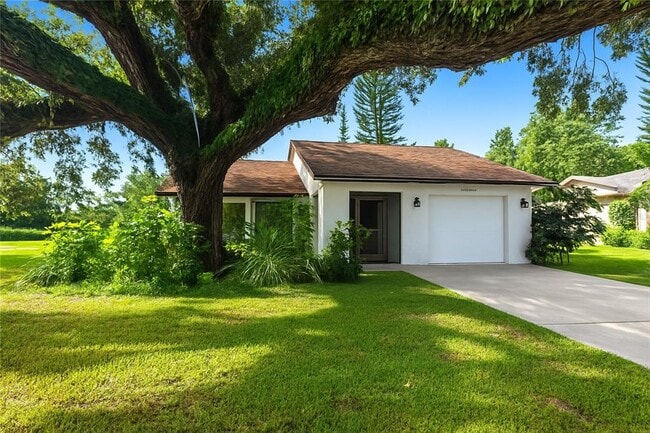 Building Photo - 5846 Deer Hollow Ln E