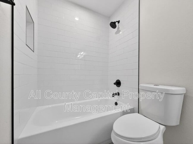 Building Photo - 3432 Willowrun Dr