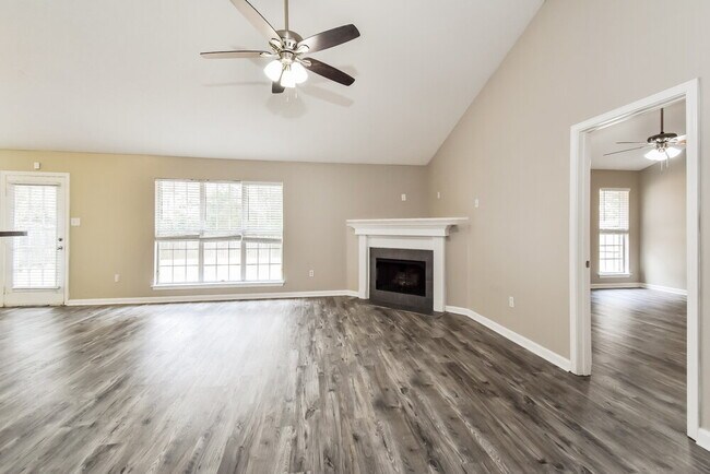 Building Photo - 5755 Kuykendall Dr