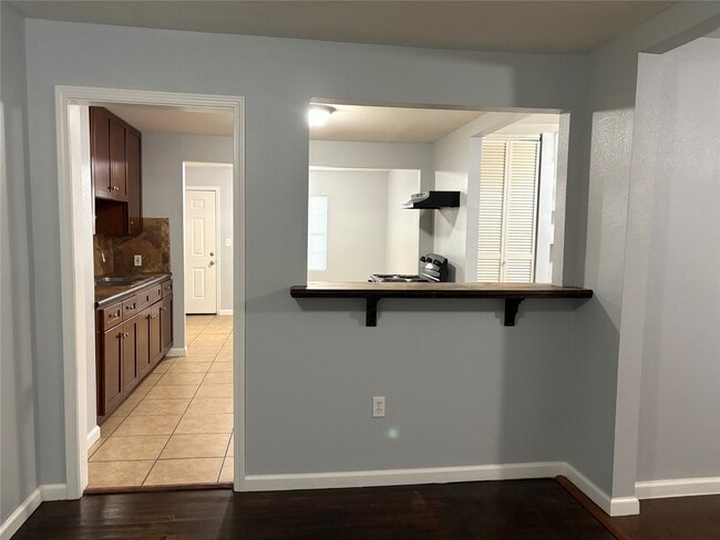 Building Photo - 3010 Washington St