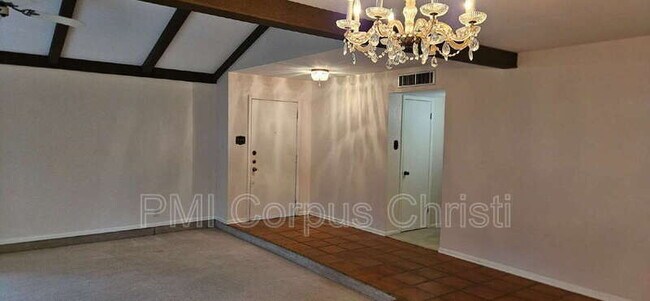 Building Photo - 5030 Merganser Dr