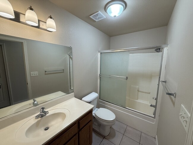 Building Photo - 3058 Helena Way