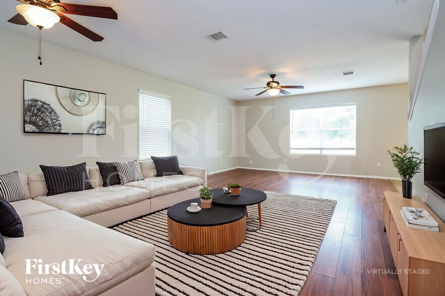 Building Photo - 3356 Mojave Dr