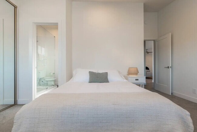 Building Photo - 1500 Neptune Ave