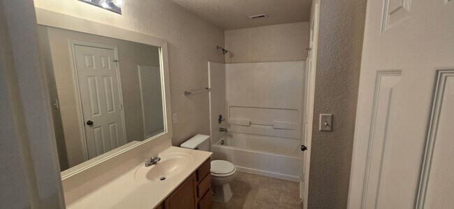 Building Photo - 7730 Copper Cave