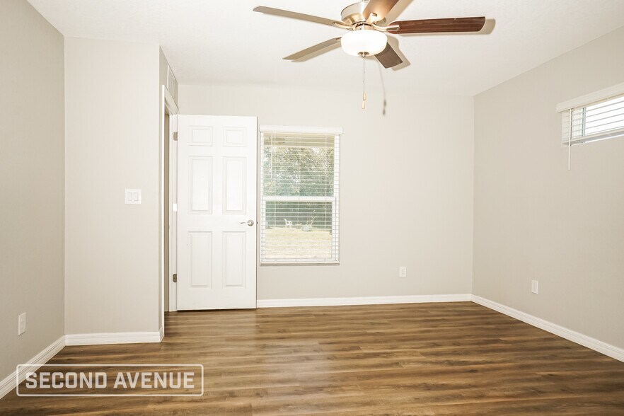 Building Photo - 2747 Ponce De Leon Blvd