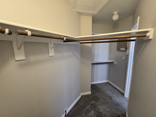 Building Photo - 4241 Arbor Ln