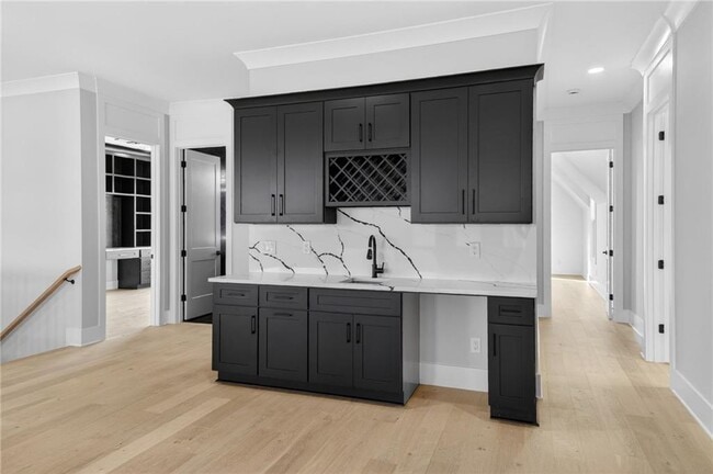 Building Photo - 405 Thunder Rd