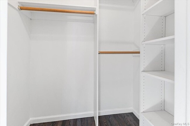 Building Photo - 20 Alex Ln