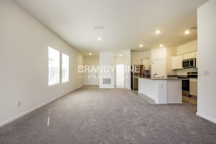 Building Photo - 1343 Dalkeith Cv