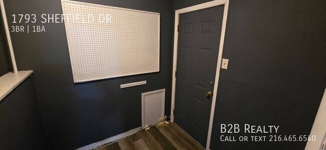 Building Photo - 1793 Sheffield Dr