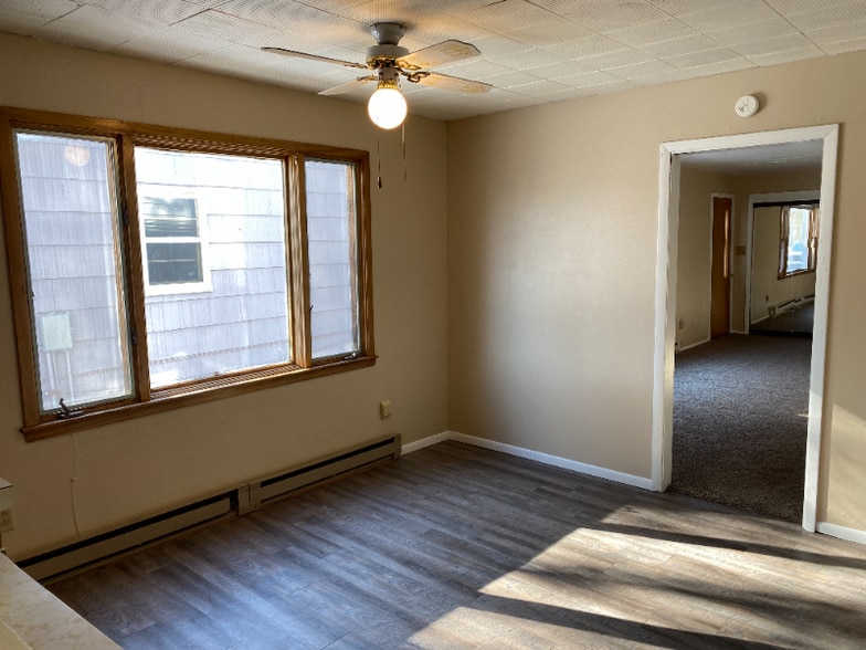 Building Photo - 217 Central Ave S