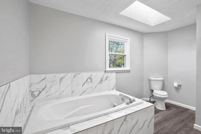 Building Photo - 10622 Cavalcade St