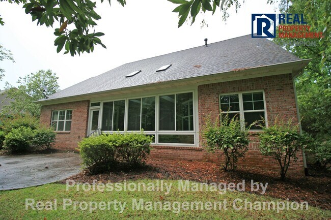 Building Photo - Custom 4BD/3BA Home with Hardwood Floors, Office, and Sunroom