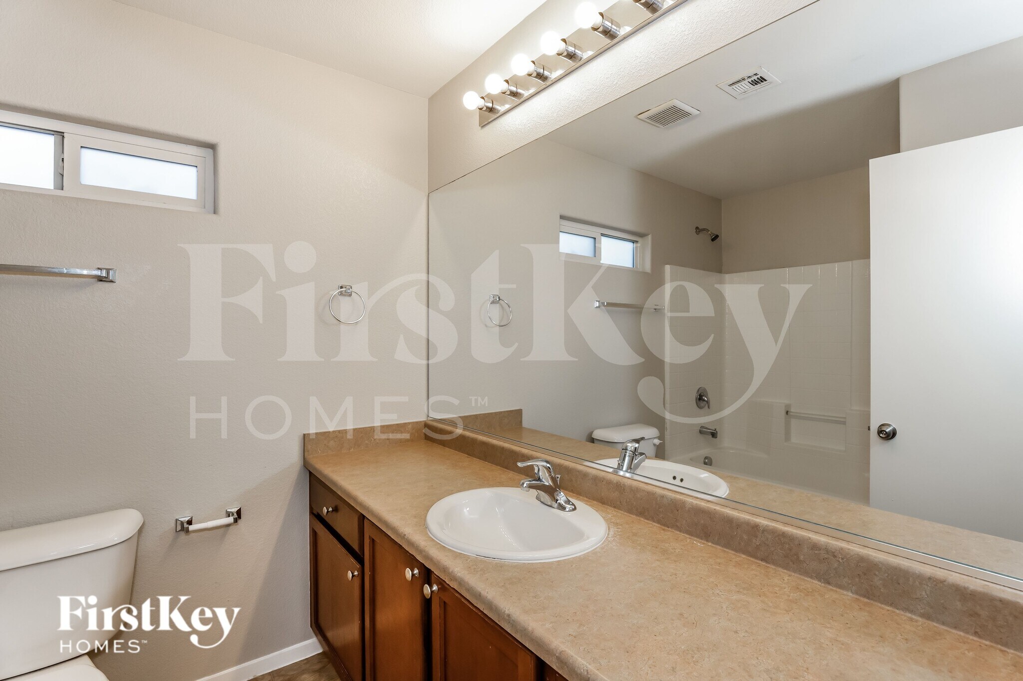 Building Photo - 8297 Oliver Twist Ln