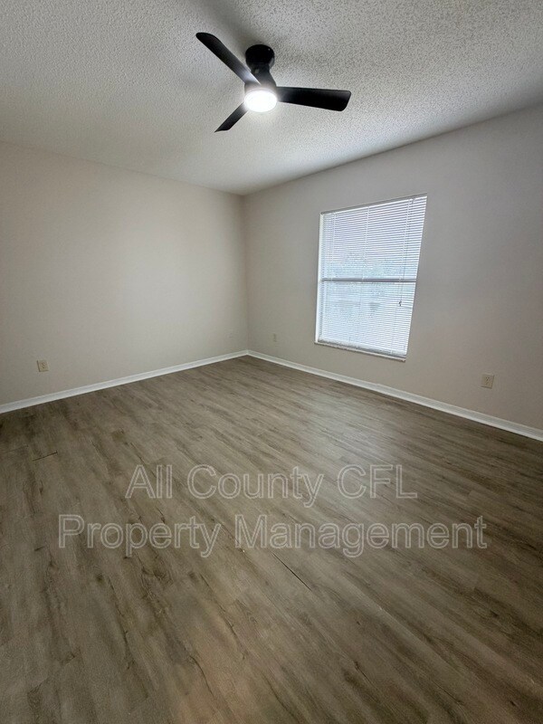 Building Photo - 1625 Long Ridge Ct
