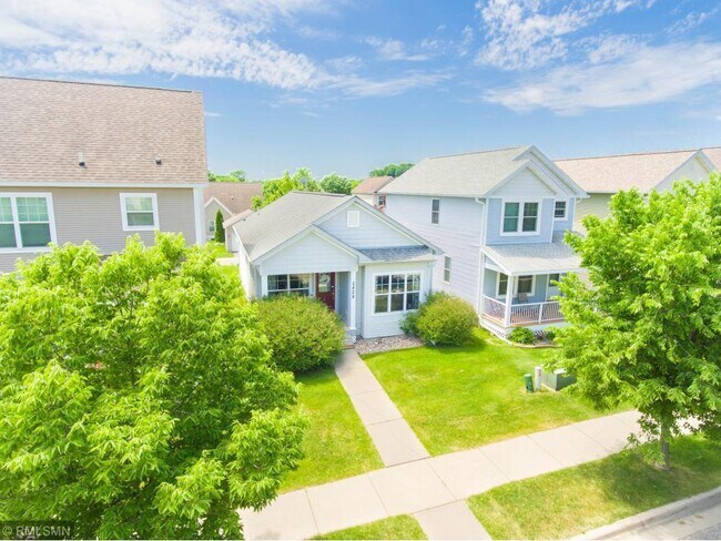 Building Photo - 2828 Faulkner Dr