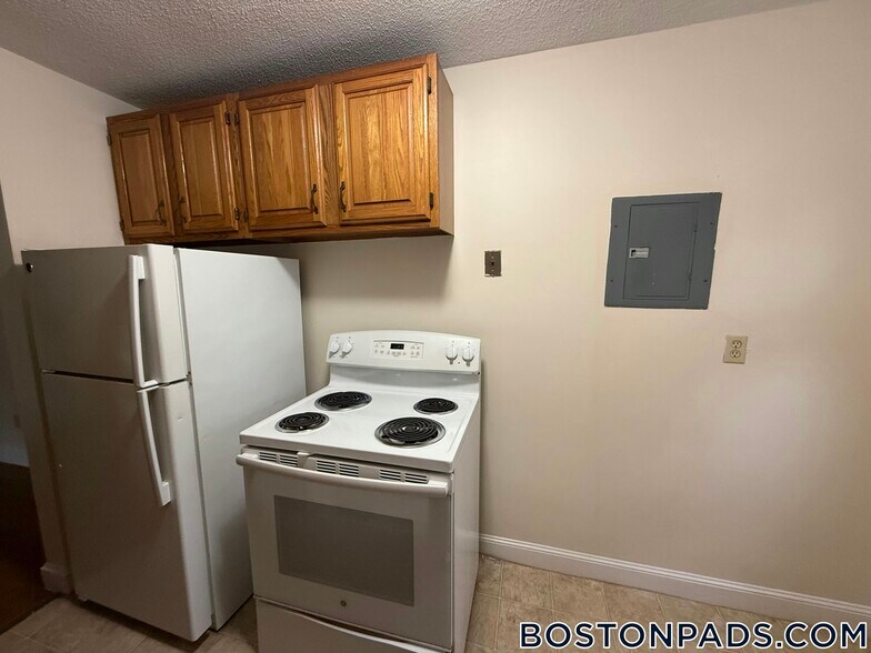 Building Photo - 11 Brattle St