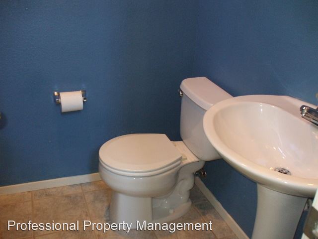 Building Photo - 3 br, 2.5 bath House - 226 Pacific Oak Court