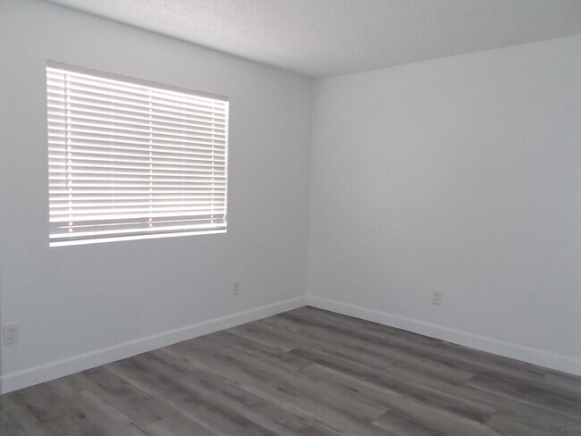 Building Photo - 2732 Alicialynn Way