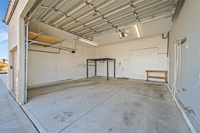 Building Photo - 391 E Kimberly Dr