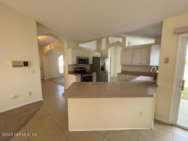 Building Photo - 361 Crossroad Lakes Dr