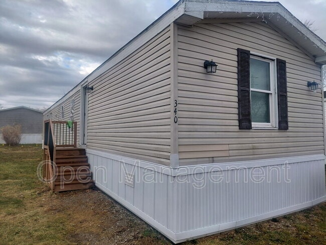 Building Photo - 301 Mantle Ave