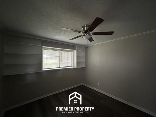 Building Photo - Charming 3BR Southaven Home in Quiet Cul-de-Sac | Hardwood Floors & Fenced Yard
