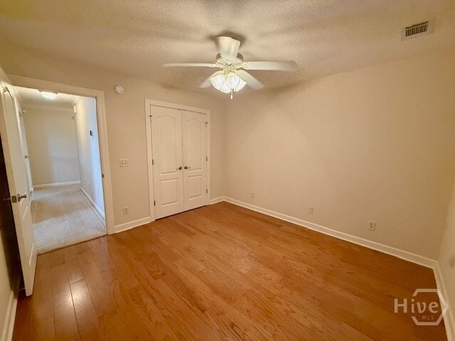 Building Photo - 204 Oak Branch Ct