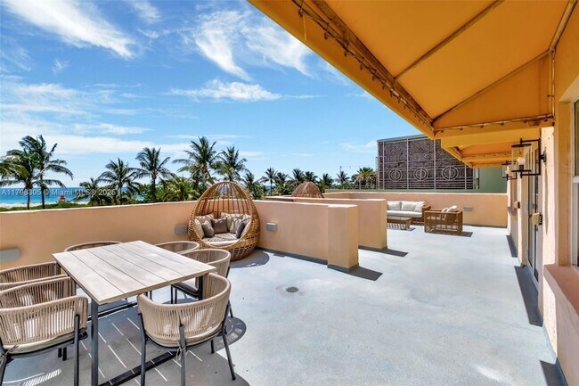 Building Photo - 834 Ocean Dr