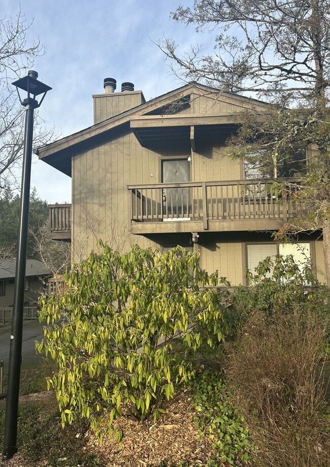 Building Photo - 1 BD Westside Portland Condo near Washington Park