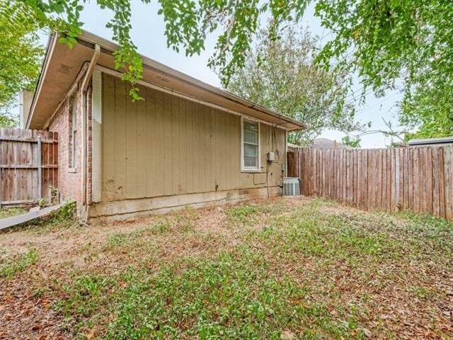 Building Photo - 1700 Windsong Ln