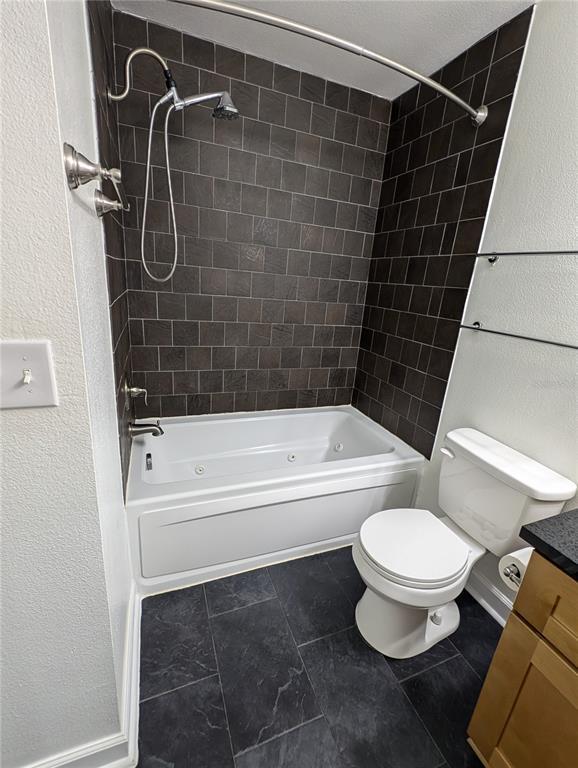 Building Photo - 2077 Dixie Belle Dr