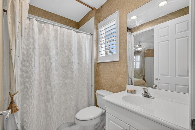 Building Photo - 109 Andalusia Way