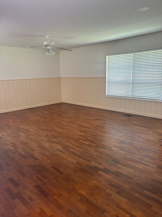 Building Photo - New For Rent in Moody!