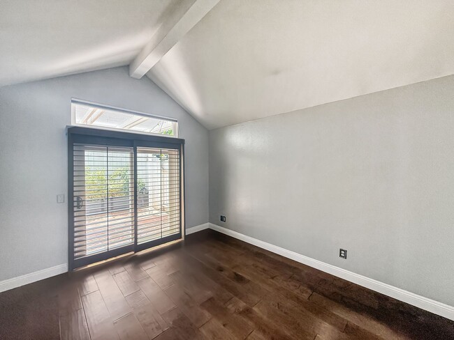 Building Photo - Beautiful 2B/2BA House in Carlsbad!