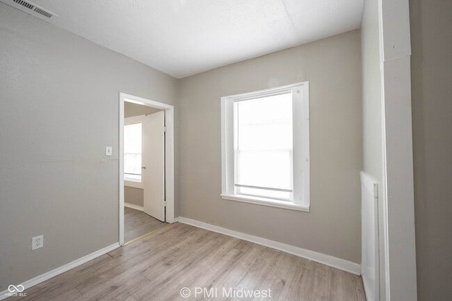 Building Photo - 2903 N Chester Ave