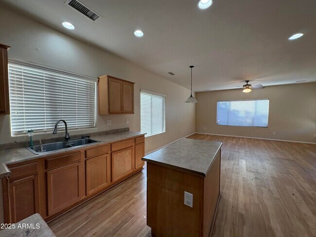 Building Photo - 20504 N 261st Ave