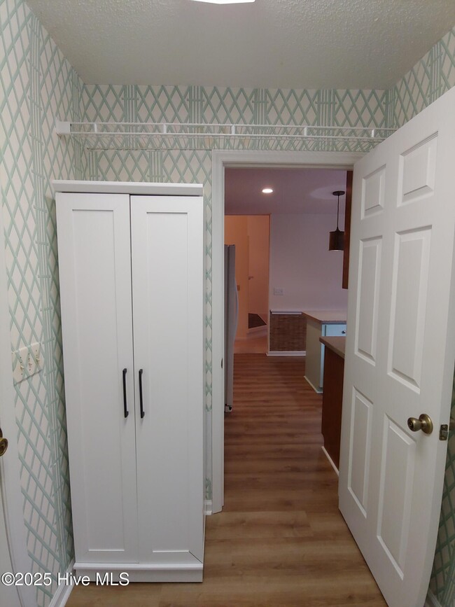 Building Photo - 456 Egret Dr