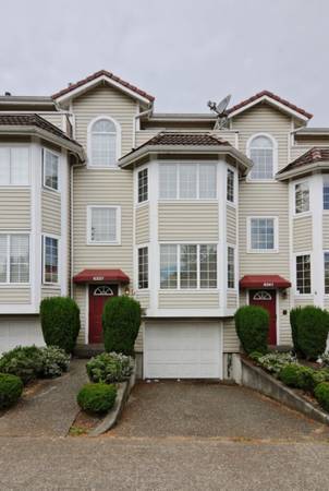 One car garage and space for one car in the driveway. - 6337 Hillman Pl NE