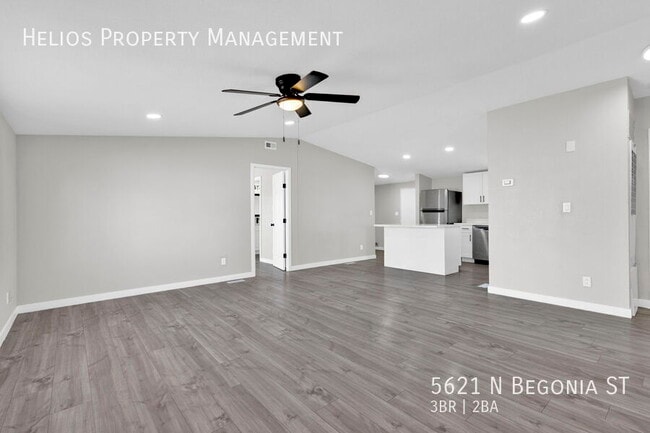 Building Photo - 5621 N Begonia St