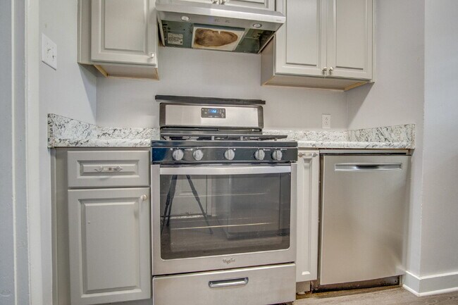 Building Photo - Updated 3-Bedroom, 2-Bath Ranch with Fenced Backyard, Carport, and Modern Kitchen