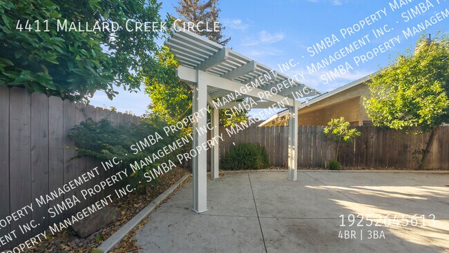Building Photo - 4411 Mallard Creek Cir