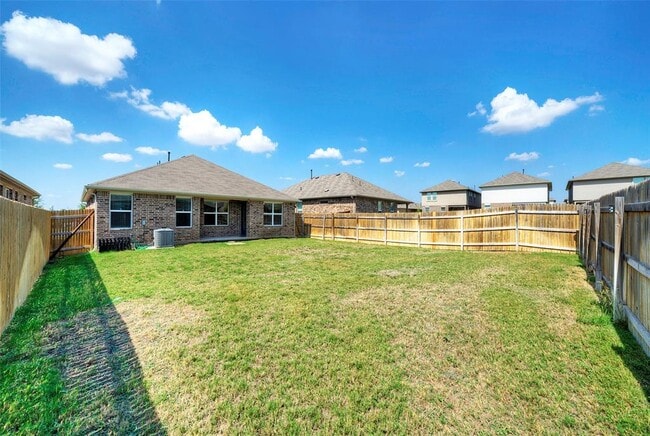 Building Photo - 1709 Fairhaven Gtwy