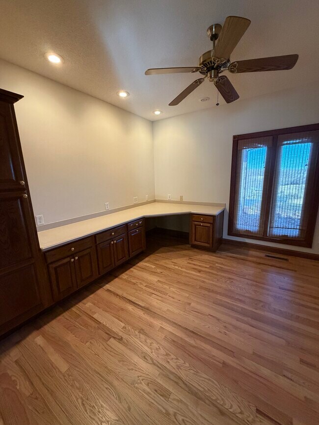 Building Photo - 119 Cochran Rd