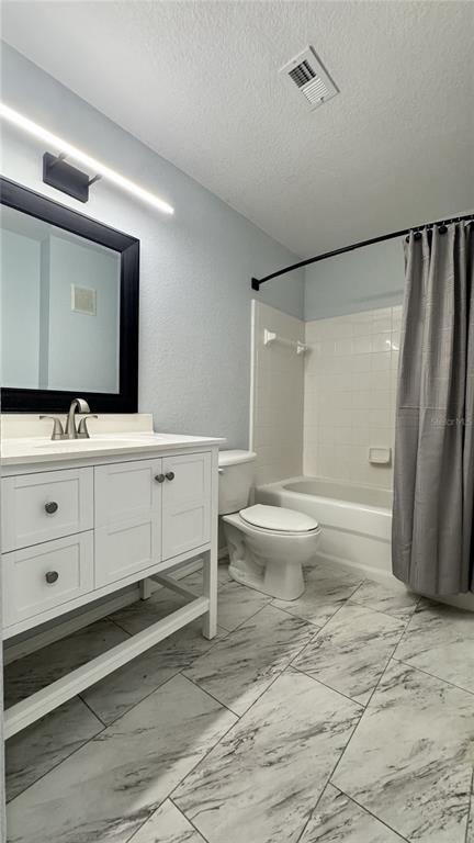 Building Photo - 8932 Manor Loop