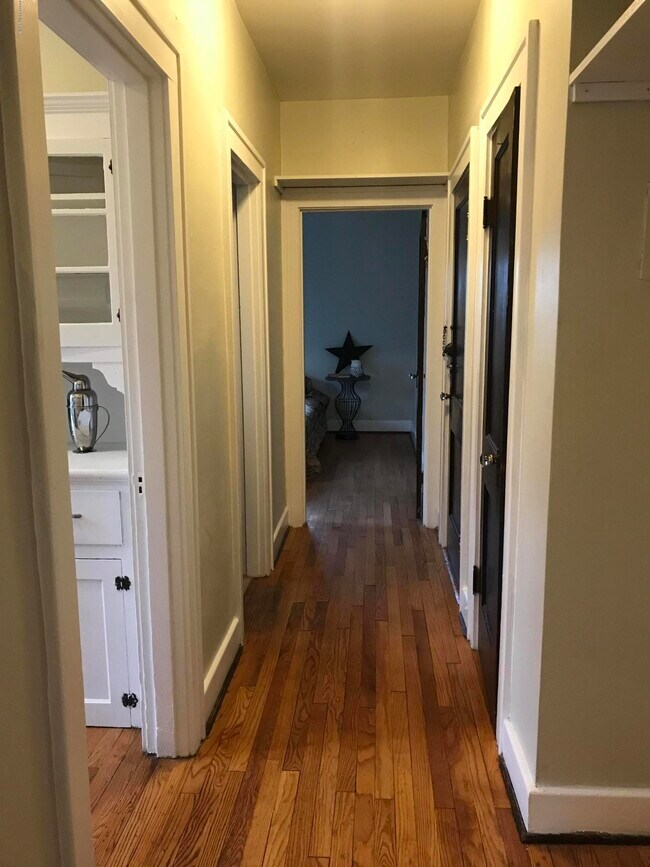 Building Photo - 620 Eastern Pkwy