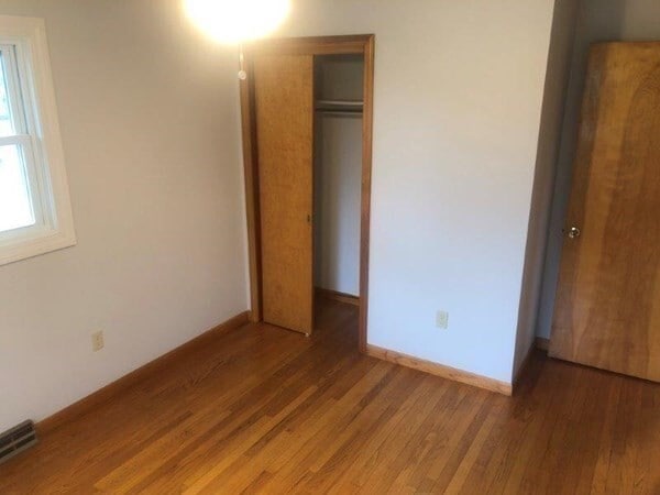 Building Photo - 60 Bridge St