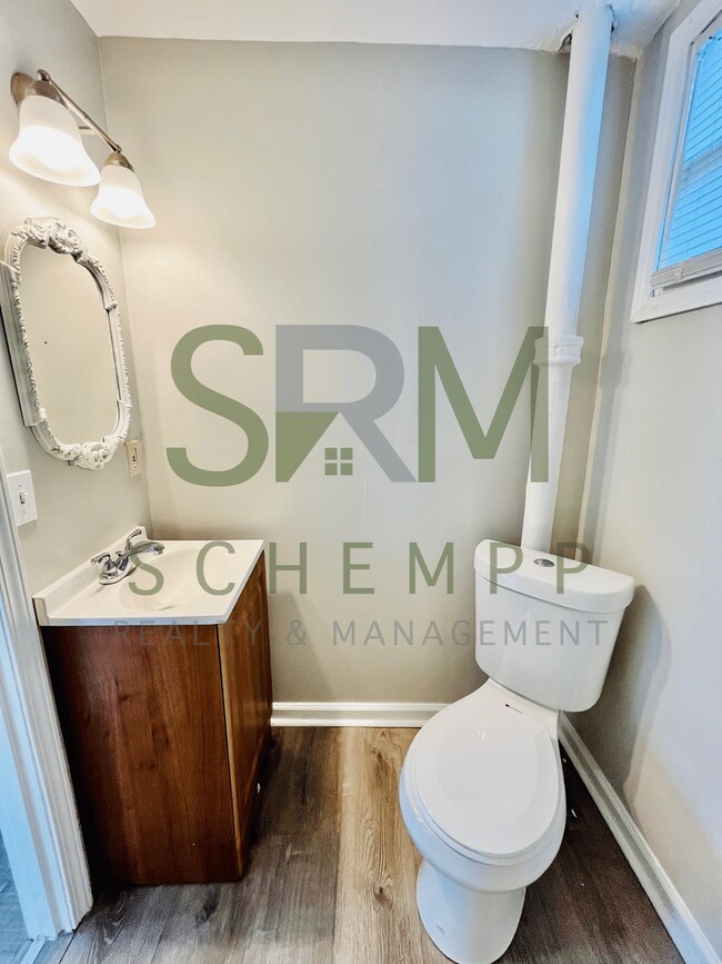 Building Photo - Remodeled 2 bedroom home w/bonus room- Section 8 accepted