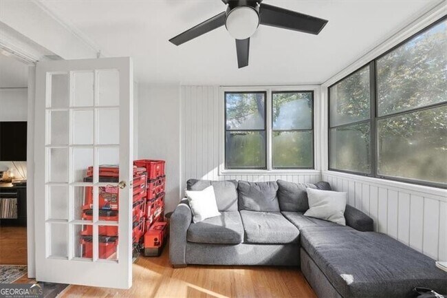 Building Photo - 133 Woodmere Square NW